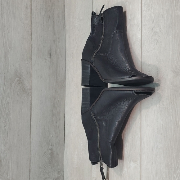 NEW Lucky Brand Kamren Ankle Leather Heels Open Toe shoes boots sandals - Picture 10 of 16